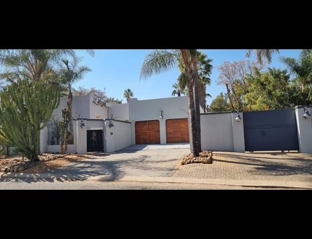 4 BEDROOM HOUSE FOR SALE IN BENDOR